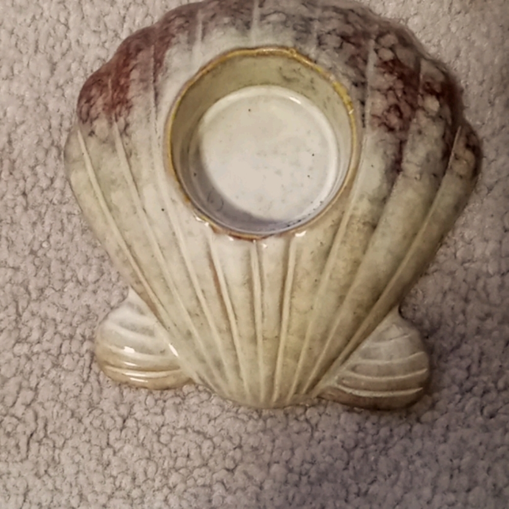 Candle holder